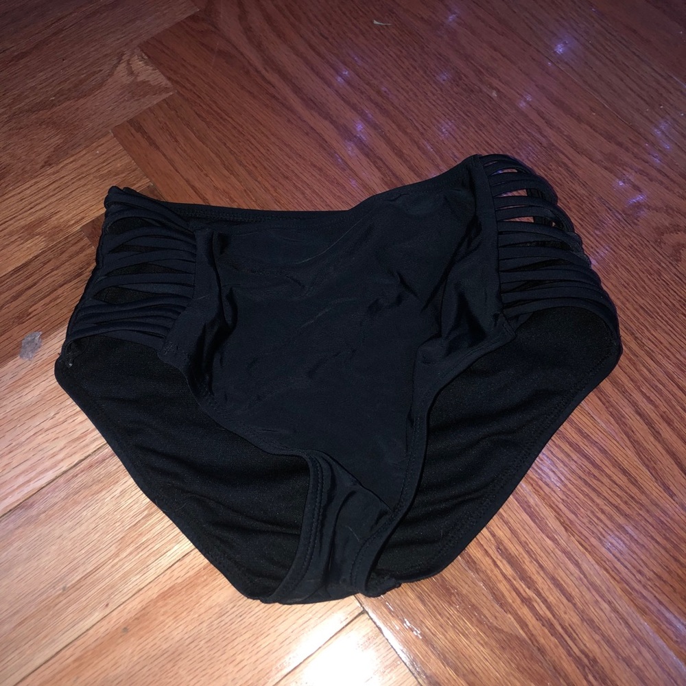 Bathing suit bottoms